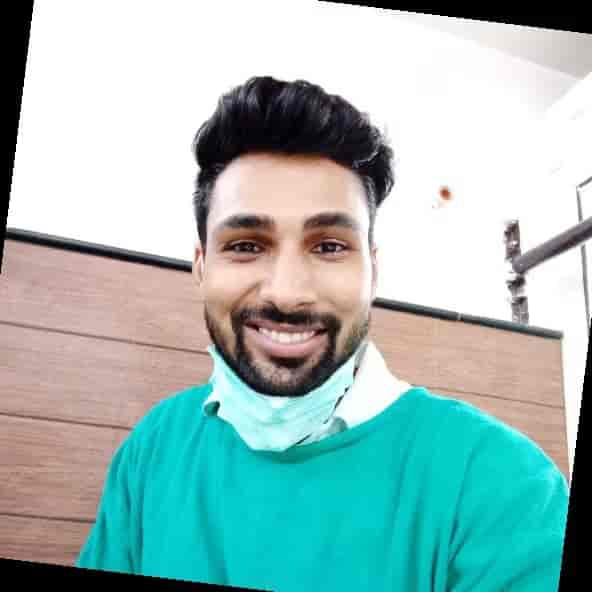 Dr. Dharshanakumar P