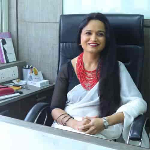Dr. Aruna Kalra