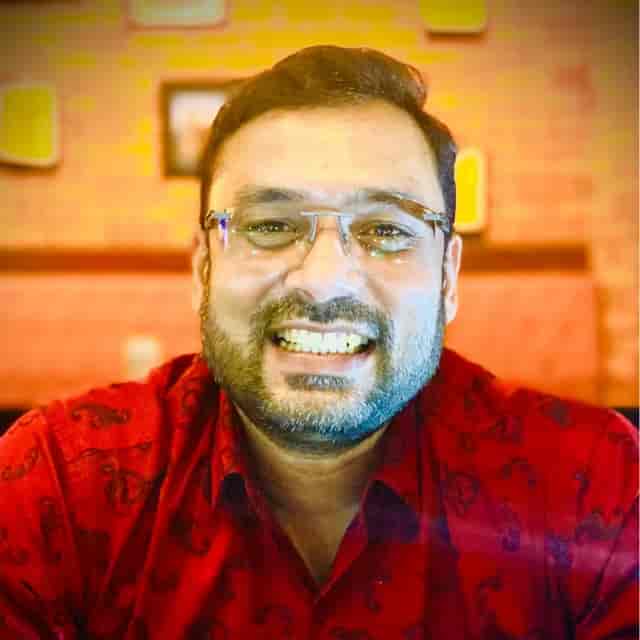 Dr. Vamshi Krishna V